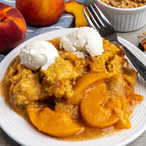 Crock Pot Peach Cobbler - Slow Cooker Meals