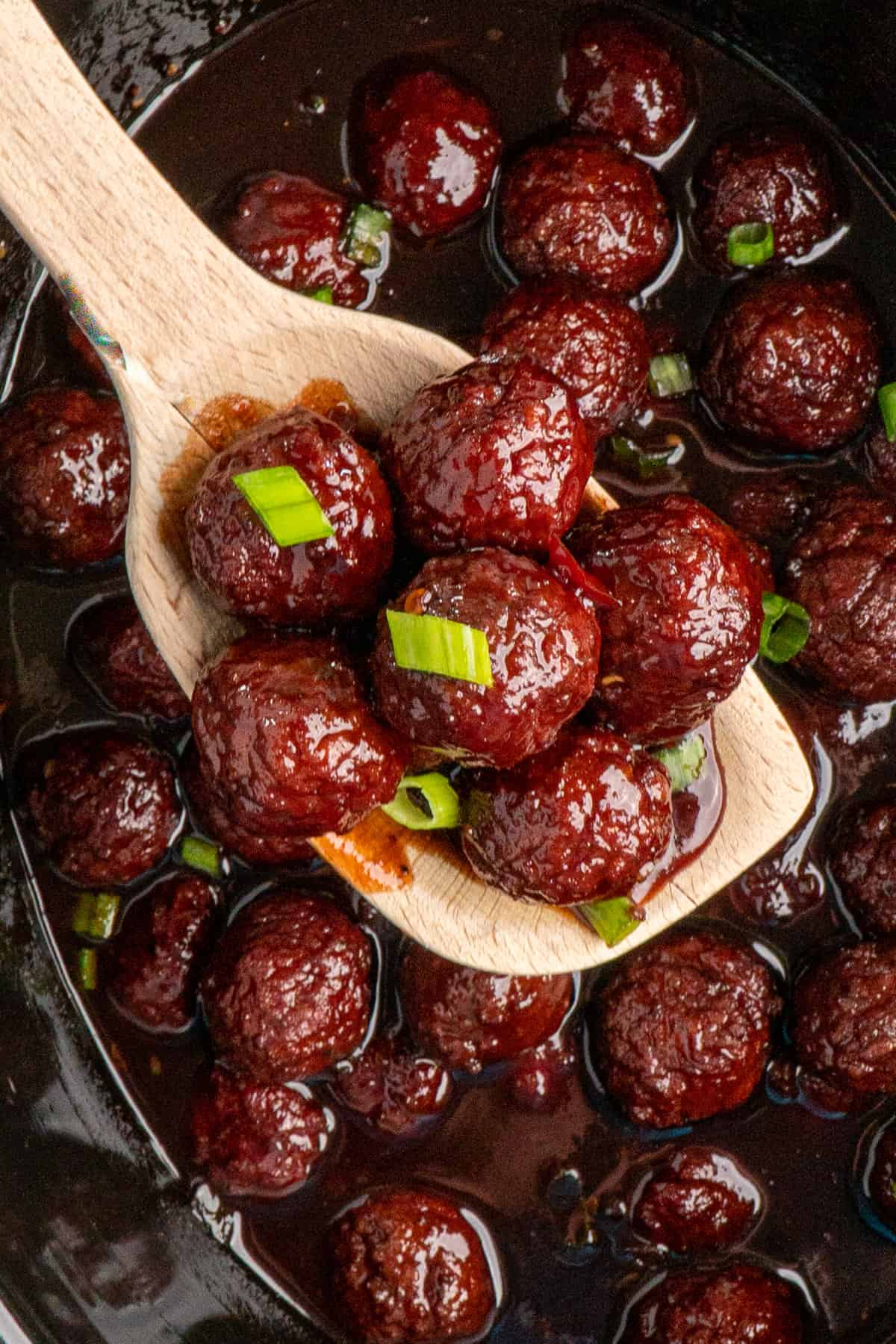 The Best Grape Jelly & Chili Sauce Crockpot Meatballs Slow Cooker Meals