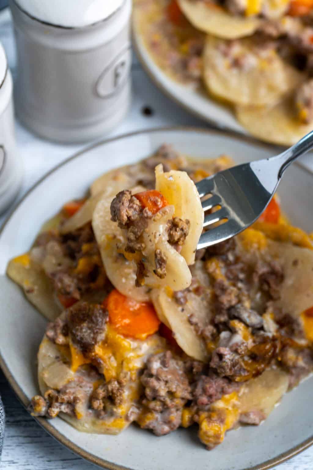 crock-pot-hamburger-and-potato-casserole-slow-cooker-meals