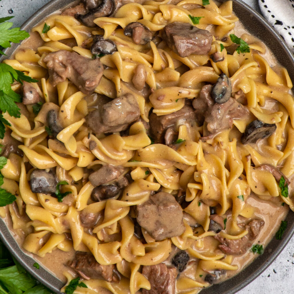 Crock Pot Beef Stroganoff {Easy Slow Cooker Meal}