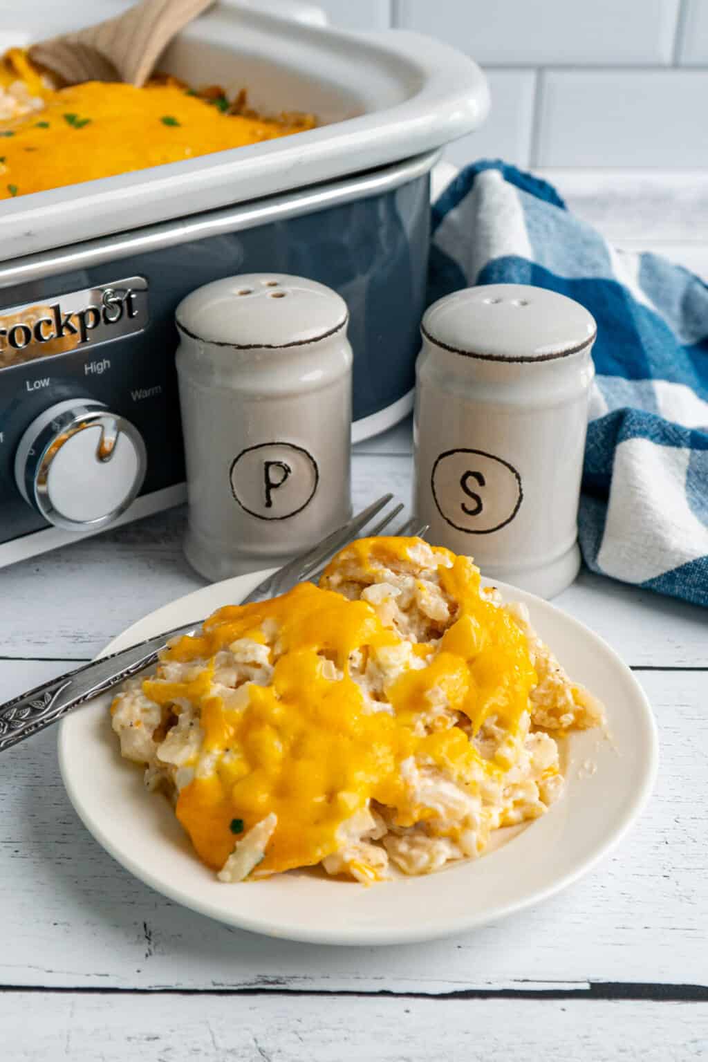 Crock Pot Cheesy Hash Browns - Slow Cooker Meals