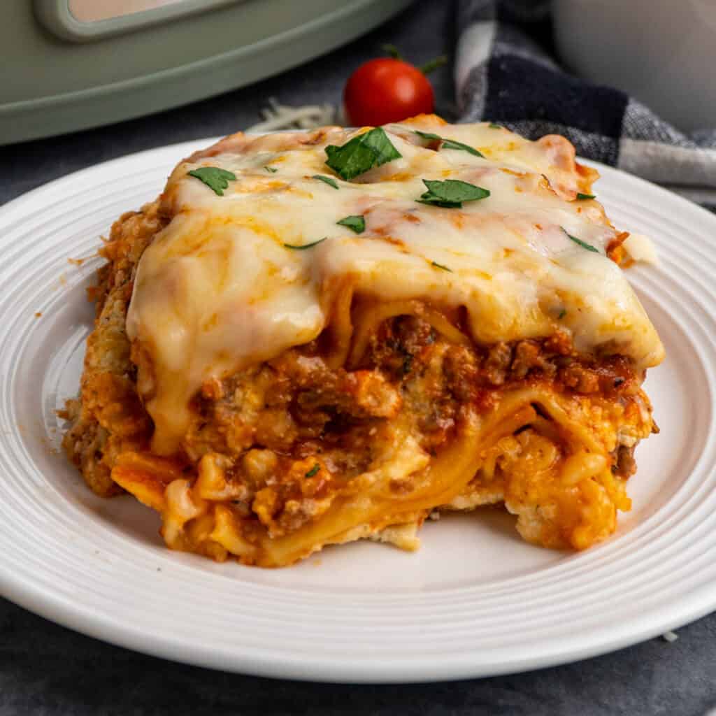 Slow Cooker Lasagna Slow Cooker Meals