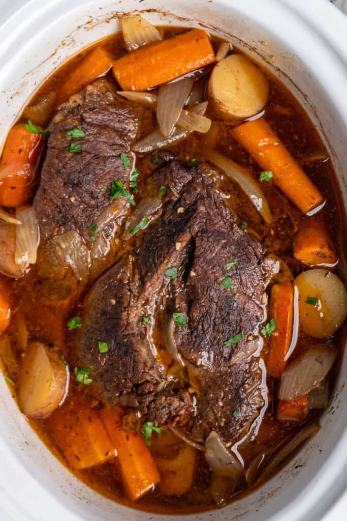 Easy Slow Cooker Pot Roast - Slow Cooker Meals