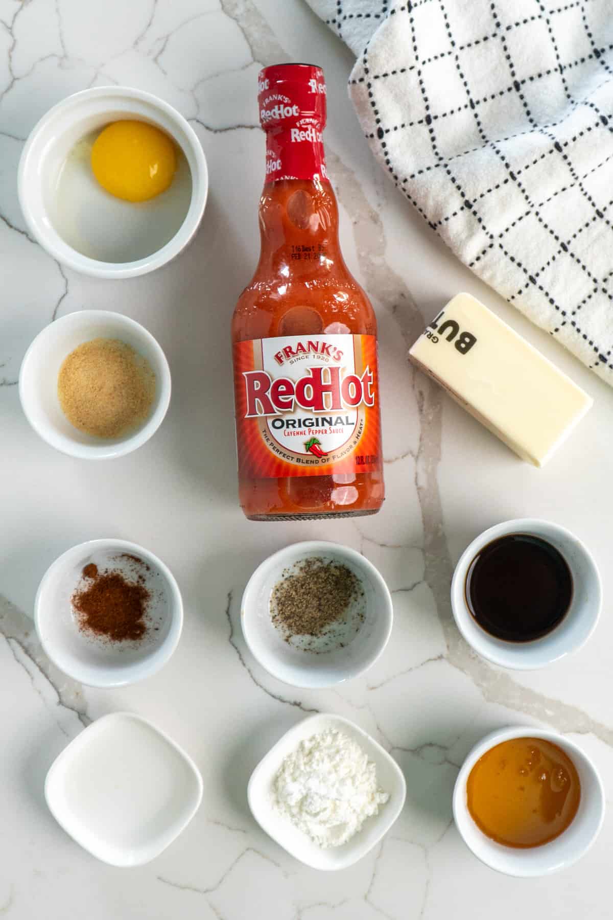 All the indgredients need to make homemade buffalo sauce.
