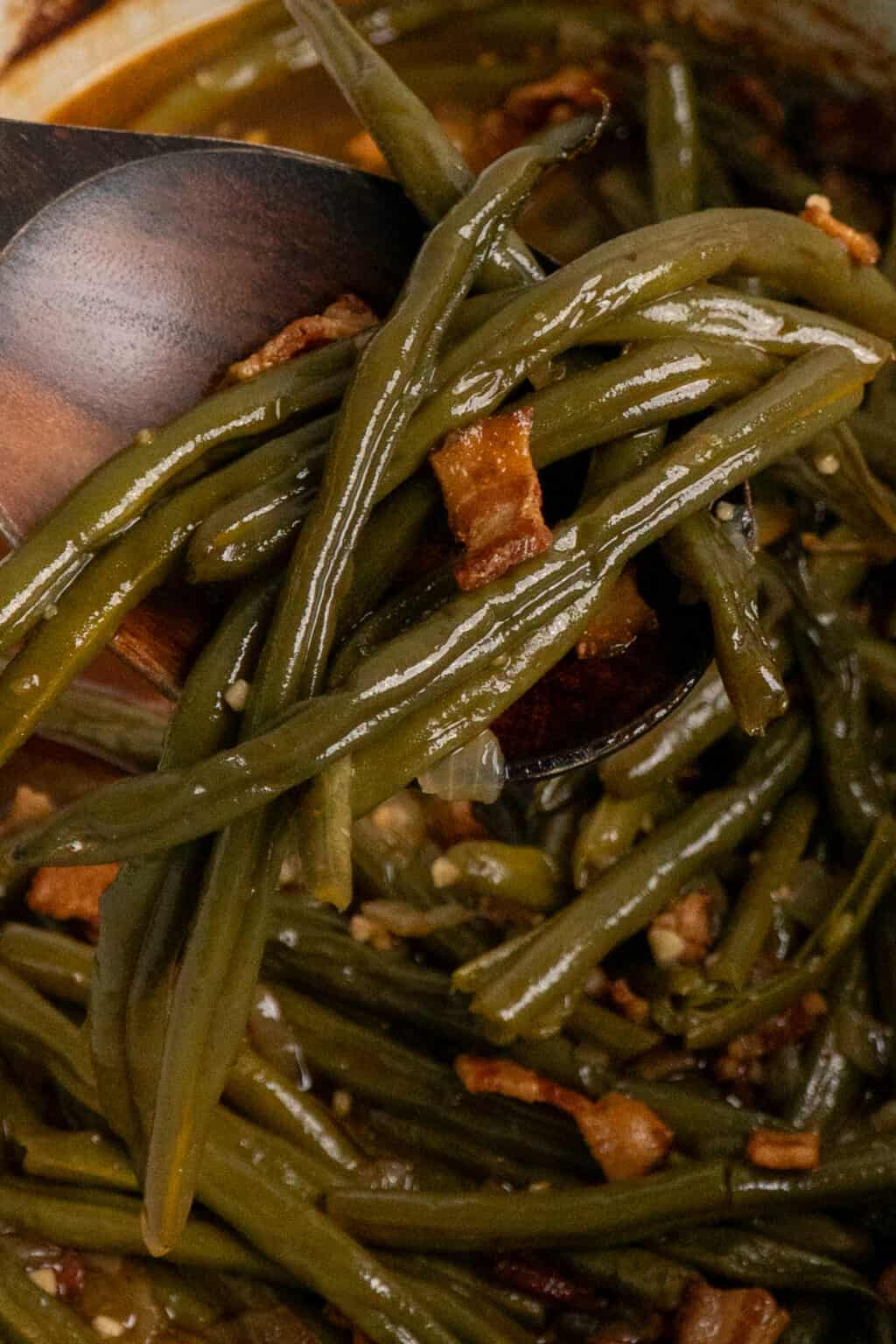 Best Crock Pot Green Beans with Bacon